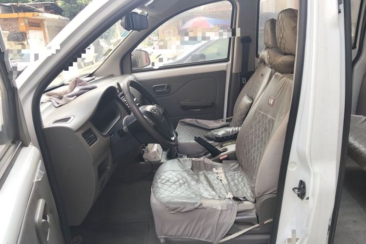 Used Wuling Rongguang V 2016 1.5L Practical Version Non-Power-Assisted Left Front Seat