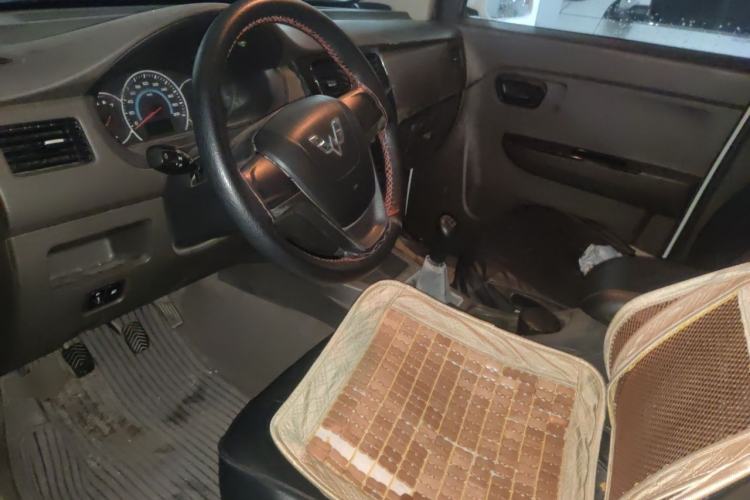 Used Wuling Rongguang V 2016 1.5L Standard Version Left Front Seat