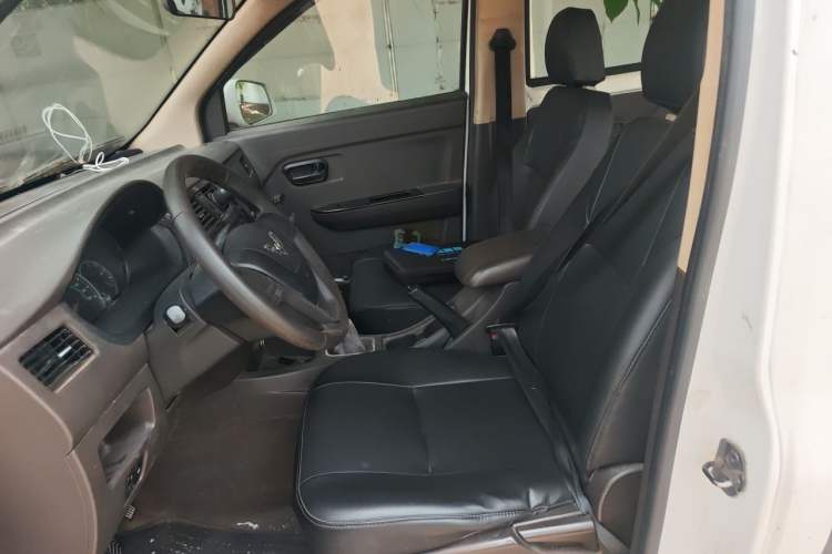 Used Wuling Rongguang V 2016 1.5L Standard Version Left Front Seat