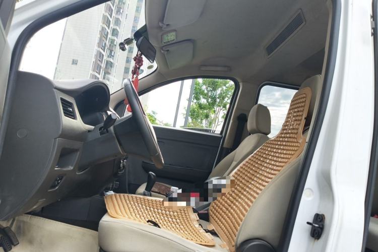 Used Wuling Rongguang V 2016 1.5L Standard Version Left Front Seat