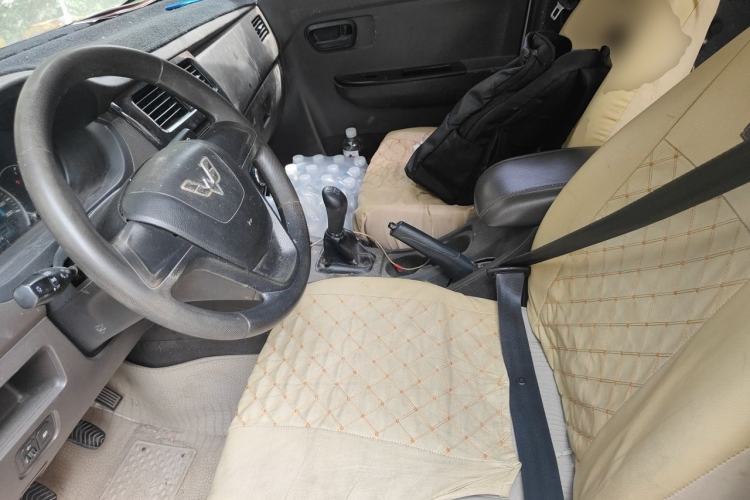 Used Wuling Rongguang V 2016 1.5L Standard Version Left Front Seat