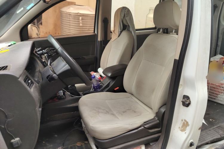 Used Wuling Rongguang V 2016 1.5L Standard Version Left Front Seat