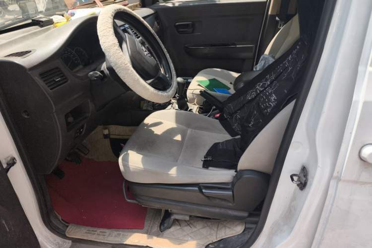 Used Wuling Rongguang V 2016 1.5L Standard Version Left Front Seat