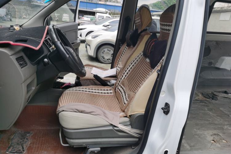 Used Wuling Rongguang V 2016 1.5L Standard Version Left Front Seat