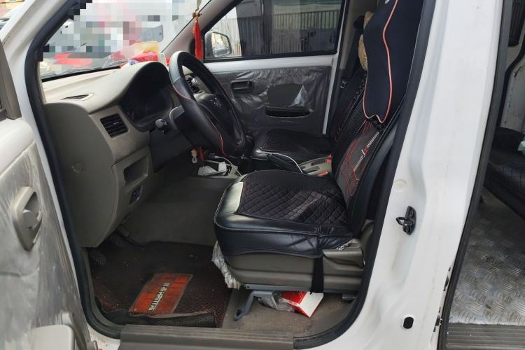 Used Wuling Rongguang V 2016 1.5L Practical Version Left Front Seat