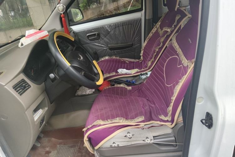 Used Wuling Rongguang V 2016 1.2L Practical Version Left Front Seat