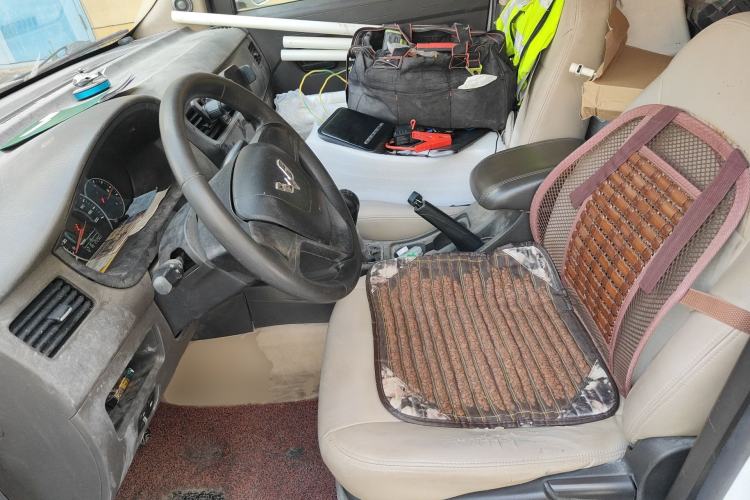 Used Wuling Rongguang V 2016 1.5L Standard Version Left Front Seat