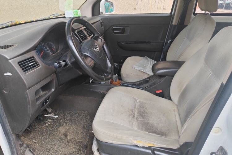 Used Wuling Rongguang V 2016 1.5L Standard Version Left Front Seat