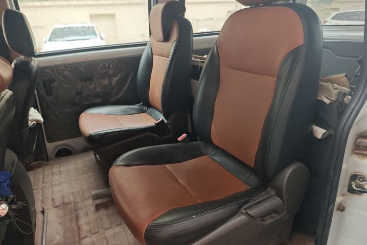 Used Wuling Rongguang V 2016 1.5L Standard Version Left Rear Seat