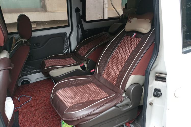 Used Wuling Rongguang V 2016 1.5L Standard Version Left Rear Seat