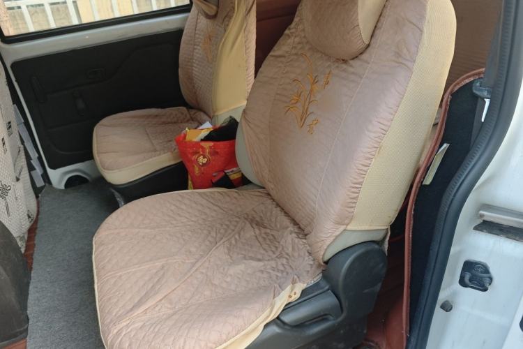 Used Wuling Rongguang V 2016 1.5L Standard Version Left Rear Seat