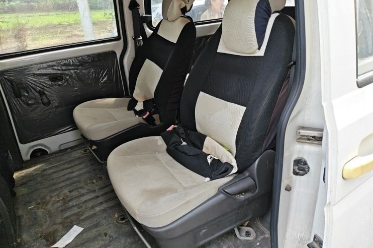 Used Wuling Rongguang V 2016 1.5L Standard Version Left Rear Seat