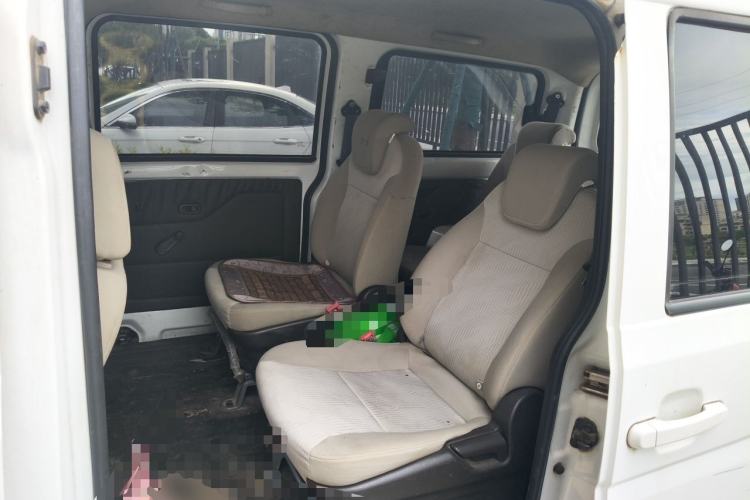 Used Wuling Rongguang V 2016 1.5L Standard Version Left Rear Seat
