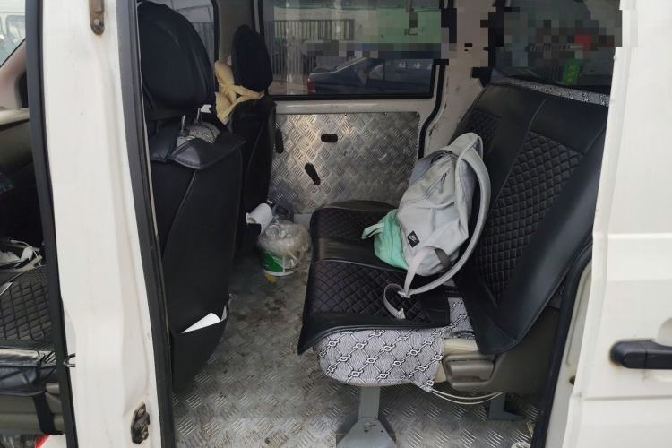 Used Wuling Rongguang V 2016 1.5L Practical Version Left Rear Seat