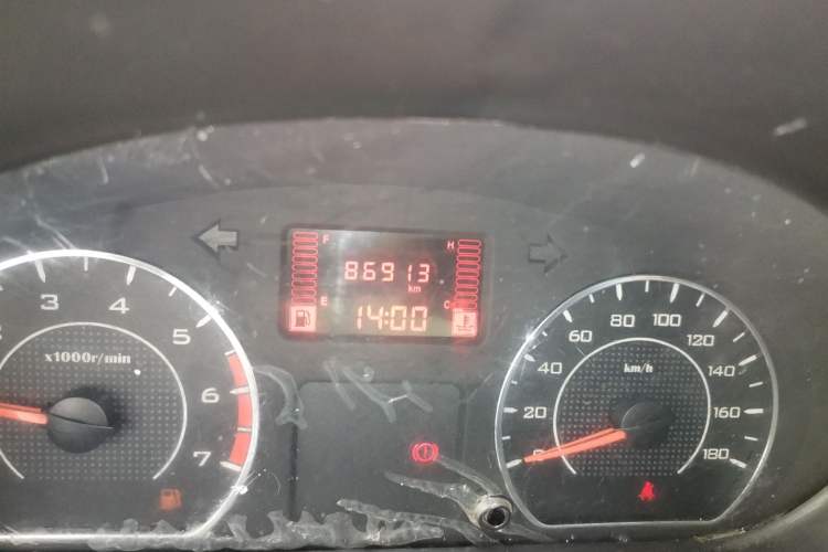 Used Wuling Rongguang V  Odometer Close Up