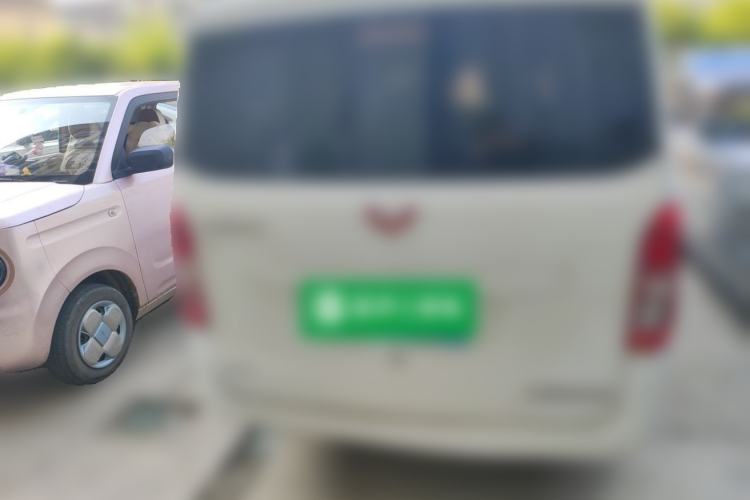 Used Wuling Rongguang V 2016 1.2L Standard Version Rear