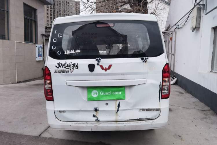 Used Wuling Rongguang V 2016 1.5L Standard Version Rear