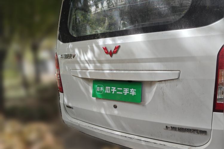 Used Wuling Rongguang V 2016 1.5L Standard Version Rear