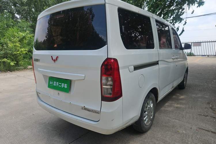 Used Wuling Rongguang V 2016 1.2L Standard Version Rear Right 45 Deg