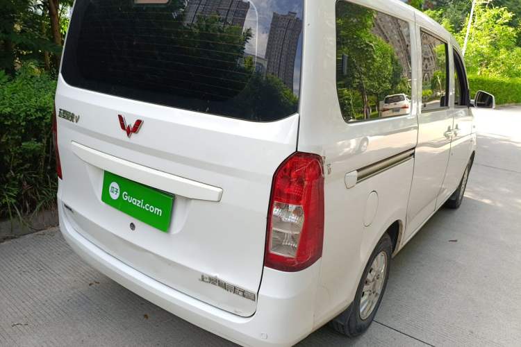 Used Wuling Rongguang V 2016 1.5L Standard Version Rear Right 45 Deg