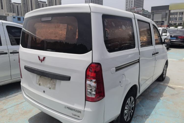 Used Wuling Rongguang V 2016 1.5L Practical Version Non-Power-Assisted Rear Right 45 Deg