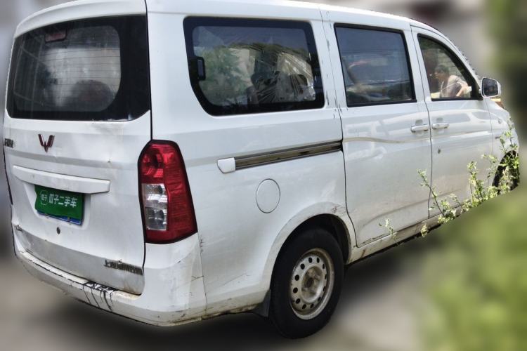 Used Wuling Rongguang V 2016 1.5L Standard Version Rear Right 45 Deg