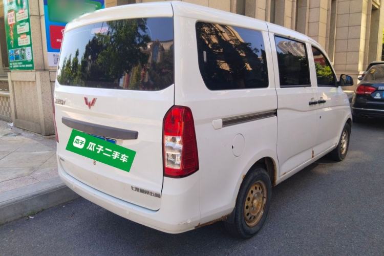 Used Wuling Rongguang V 2016 1.2L Practical Version Rear Right 45 Deg