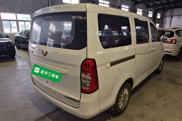 Used Wuling Rongguang V 2016 1.5L Standard Version Rear Right 45 Deg