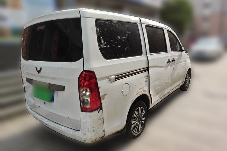 Used Wuling Rongguang V 2016 1.5L Practical Version Non-Power-Assisted Rear Right 45 Deg