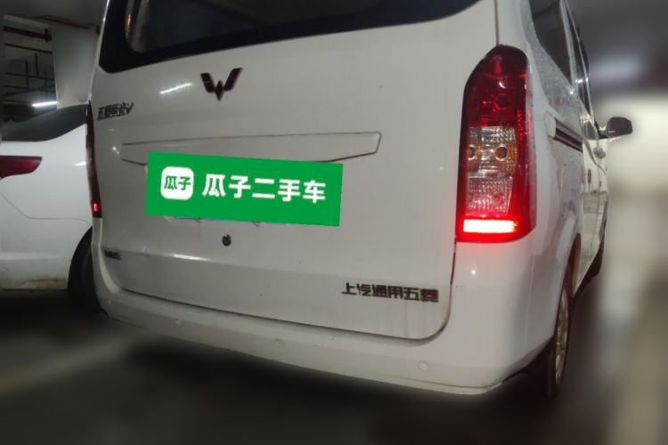 Used Wuling Rongguang V 2016 1.5L Standard Version Rear