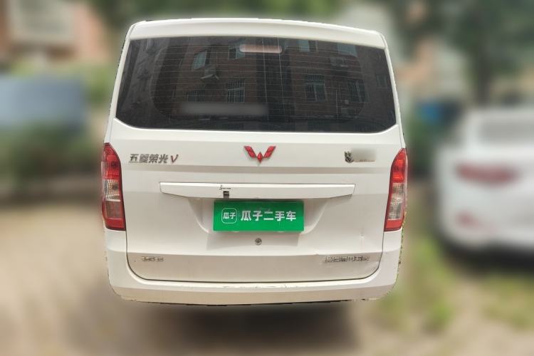 Used Wuling Rongguang V 2016 1.5L Standard Version Rear