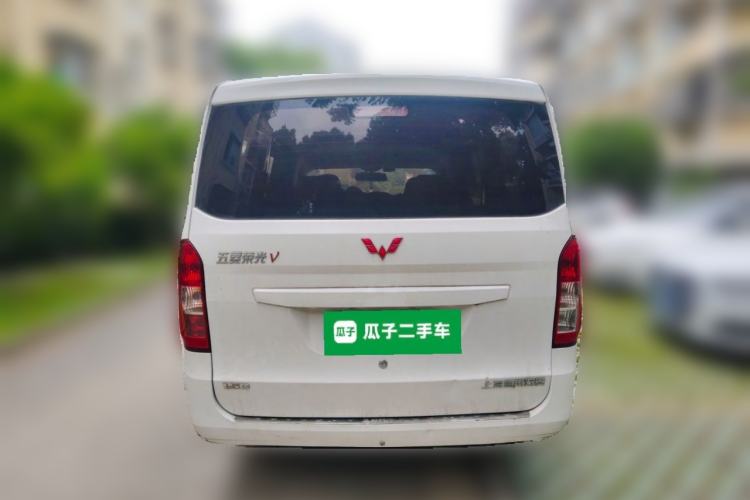Used Wuling Rongguang V 2016 1.5L Standard Version Rear