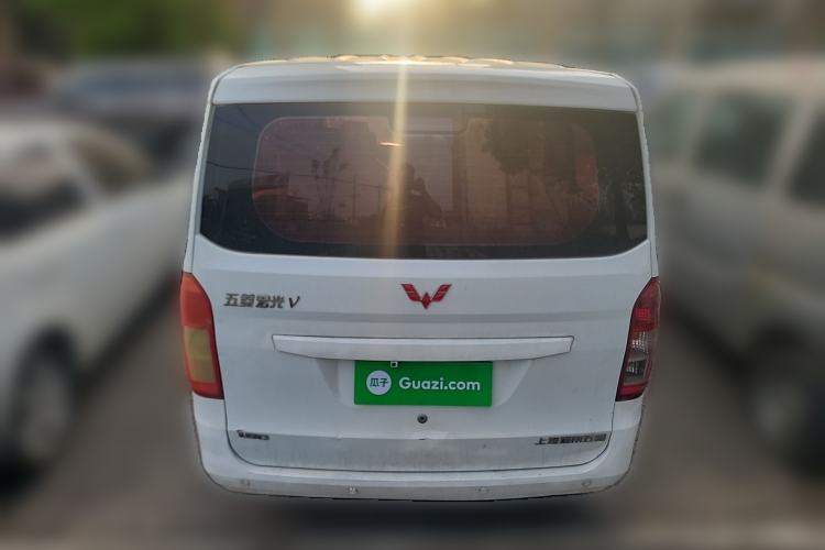 Used Wuling Rongguang V 2016 1.5L Standard Version Rear
