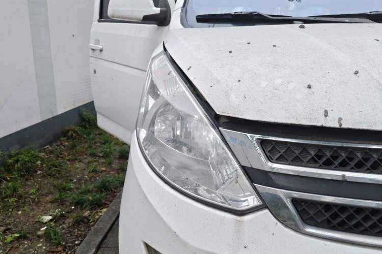 Used Wuling Rongguang V 2016 1.5L Standard Version Right Front Headlight