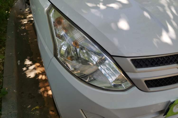Used Wuling Rongguang V  Right Front Headlight