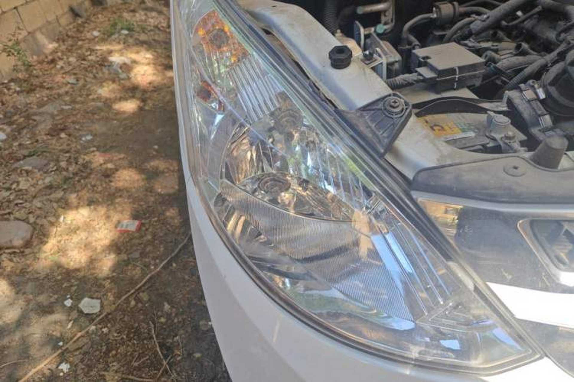 Used Wuling Rongguang V 2016 1.5L Standard Version Right Front Headlight