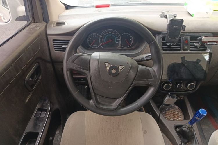 Used Wuling Rongguang V 2016 1.2L Standard Version Steering Wheel