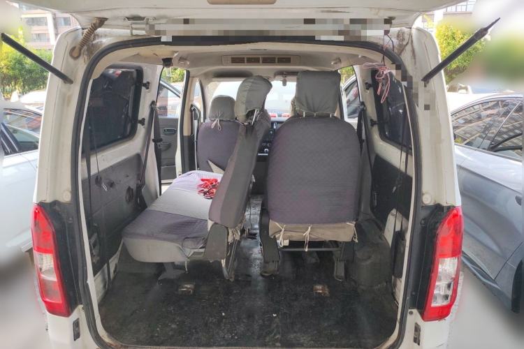 Used Wuling Rongguang V 2016 1.2L Standard Version Trunk