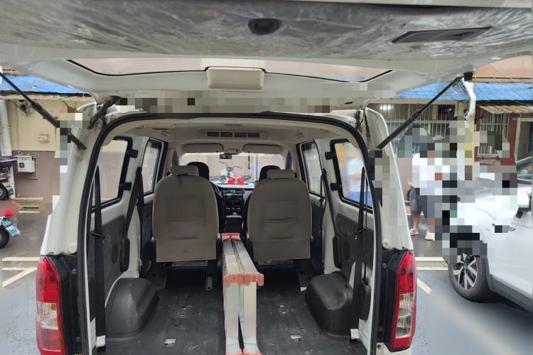 Used Wuling Rongguang V 2016 1.5L Standard Version Trunk