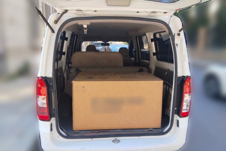 Used Wuling Rongguang V 2016 1.2L Practical Version Trunk