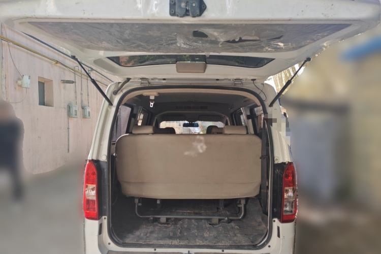 Used Wuling Rongguang V 2016 1.5L Standard Version Trunk