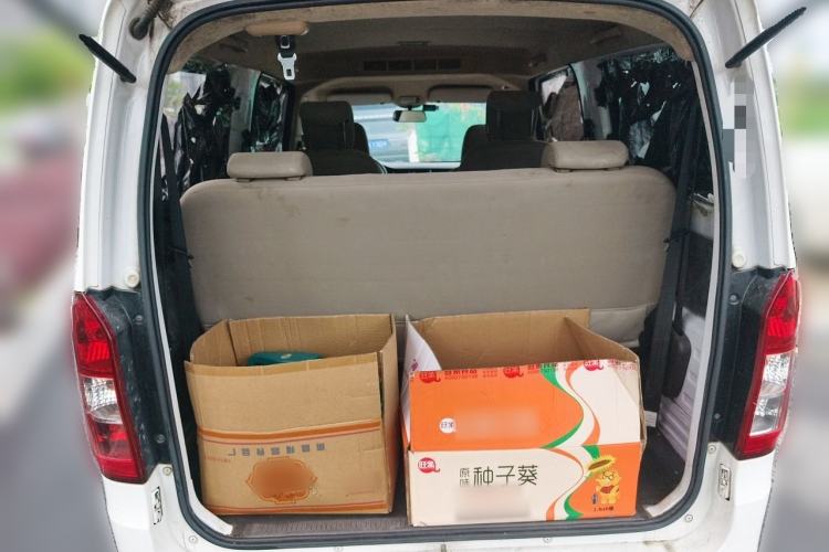 Used Wuling Rongguang V 2016 1.2L Standard Version Trunk