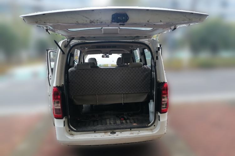 Used Wuling Rongguang V 2016 1.5L Standard Version Trunk