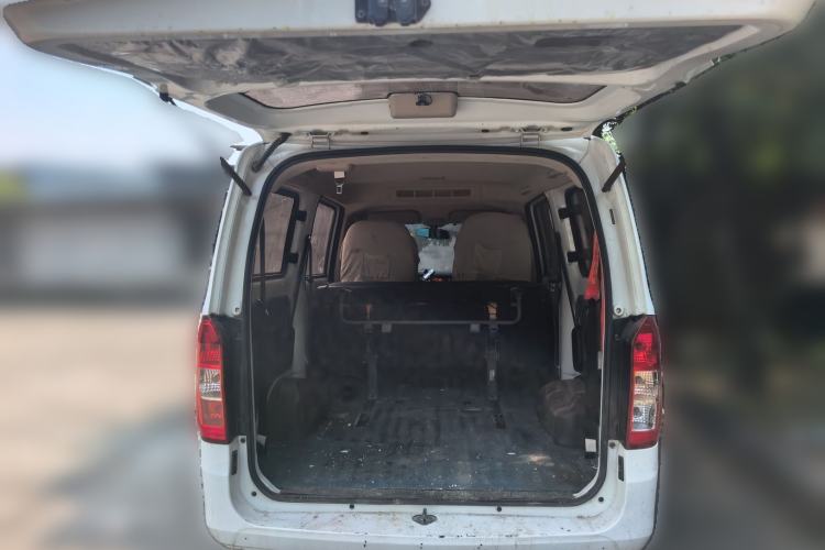 Used Wuling Rongguang V 2016 1.2L Standard Version Trunk