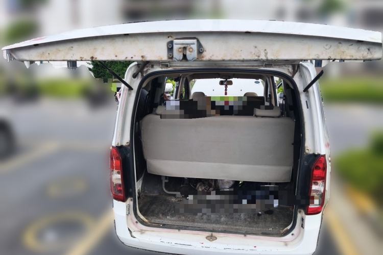Used Wuling Rongguang V 2016 1.5L Standard Version Trunk