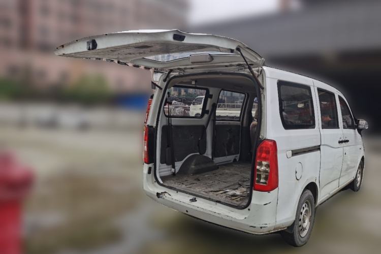 Used Wuling Rongguang V 2016 1.5L Standard Version Trunk