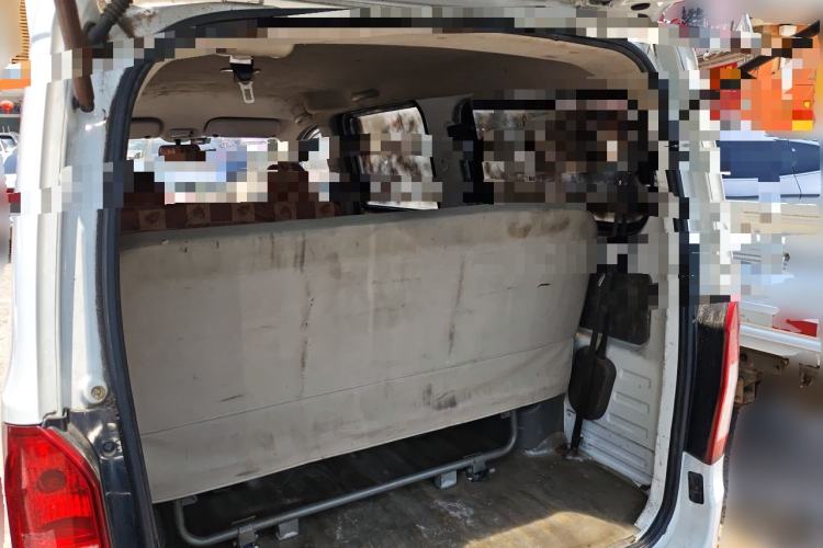 Used Wuling Rongguang V 2016 1.2L Practical Version Trunk