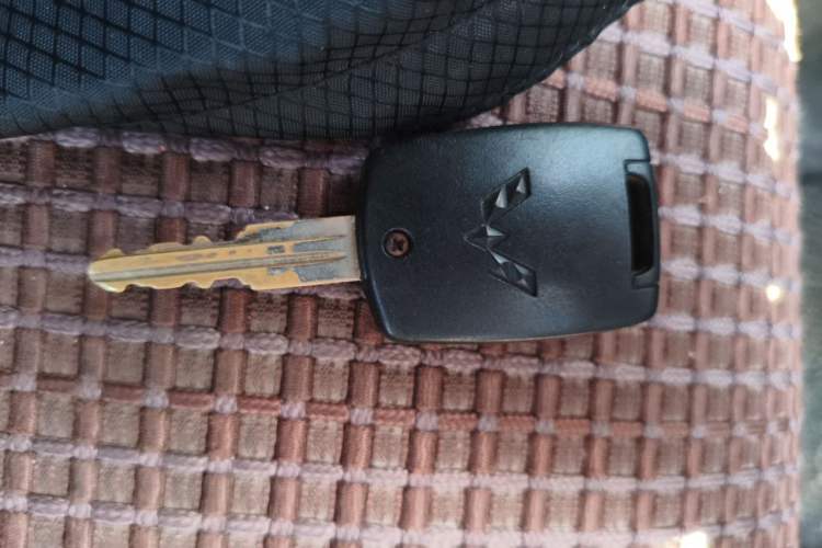 Used Wuling Rongguang V 2016 1.2L Standard Version Vehicle Key