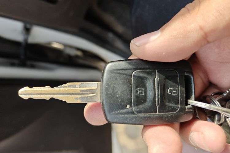 Used Wuling Rongguang V 2016 1.5L Standard Version Vehicle Key