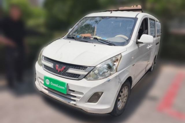 Used Wuling Rongguang V 2016 1.5L Standard Version